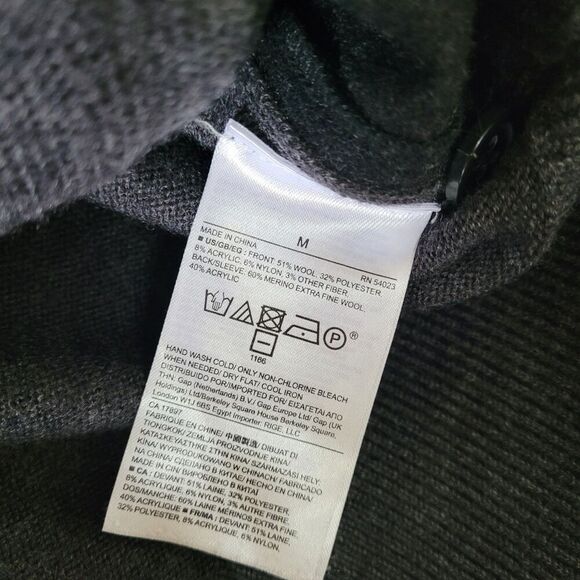 Banana Republic Mens Wool Button Cardigan Sweater Size M Gray Black Academia - Picture 3 of 8